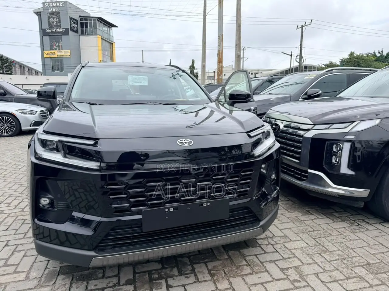 New Toyota RAV4 2026 Black