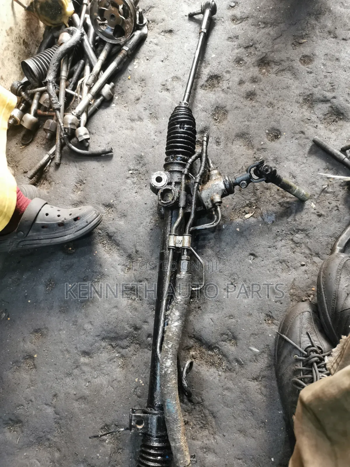 Power Steering Rack for Toyota Avalon 2000/2002 Model