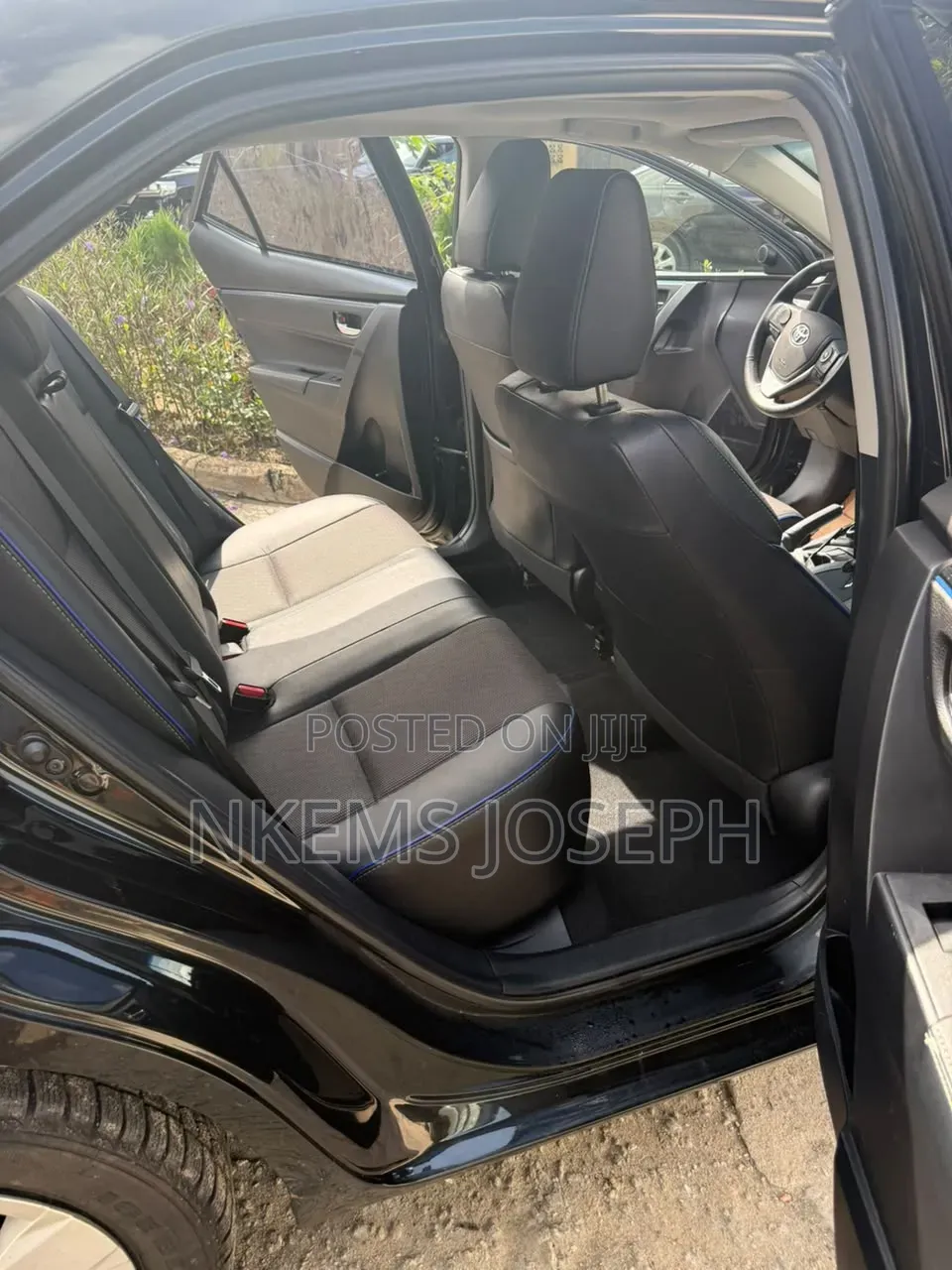 Toyota Corolla SE Special Edition 4dr Sedan (1.8L 4cyl CVT) 2017 Black