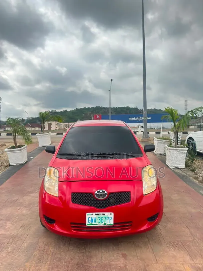 Toyota Yaris 2008 Red