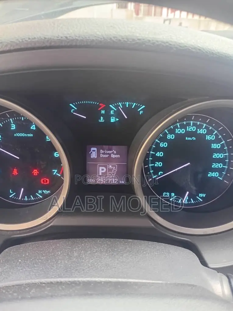 Toyota Land Cruiser 4.6 V8 GX 2010 Black