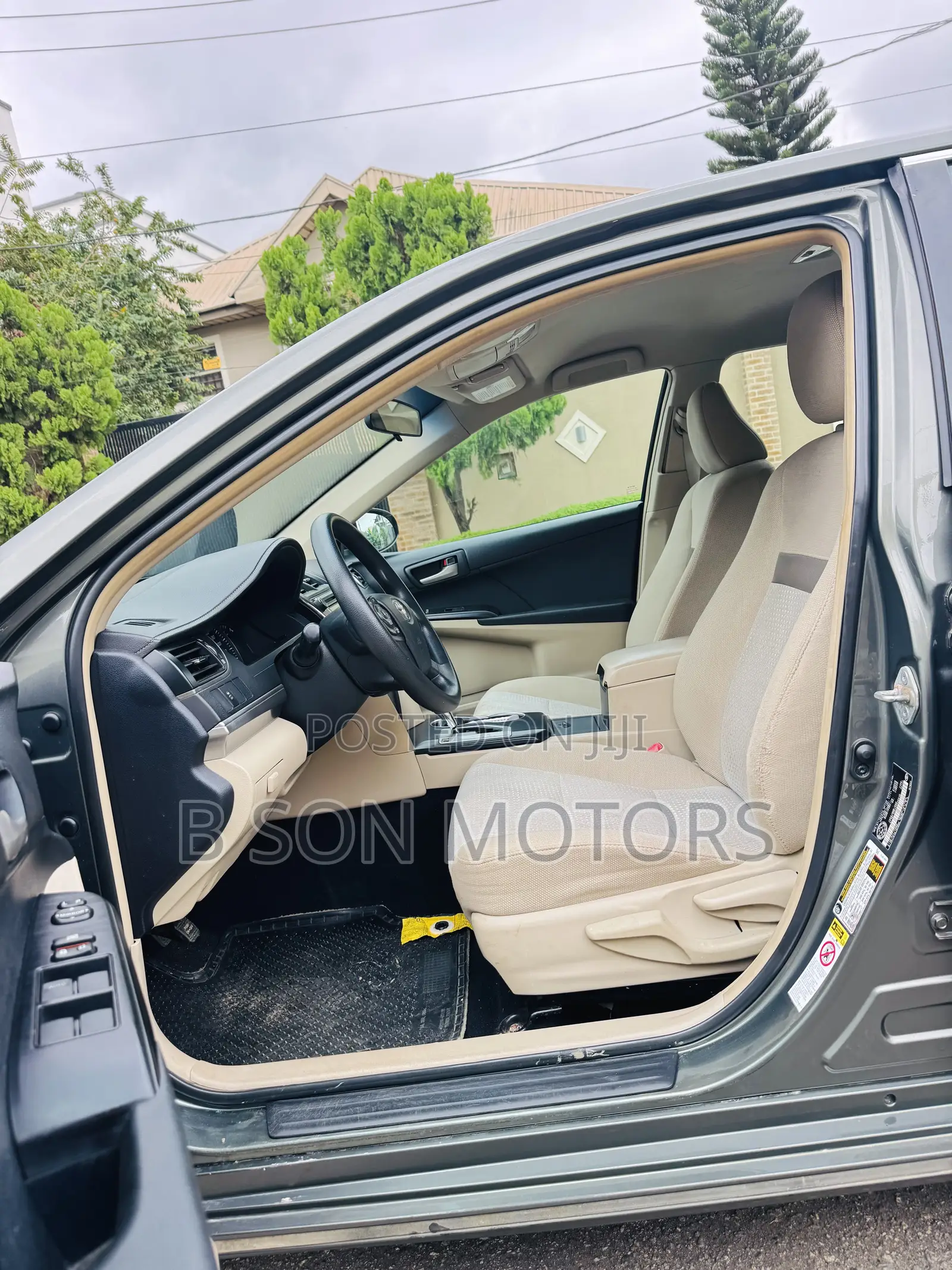 Toyota Camry LE 4dr Sedan (2.5L 4cyl 6A) 2012 Green