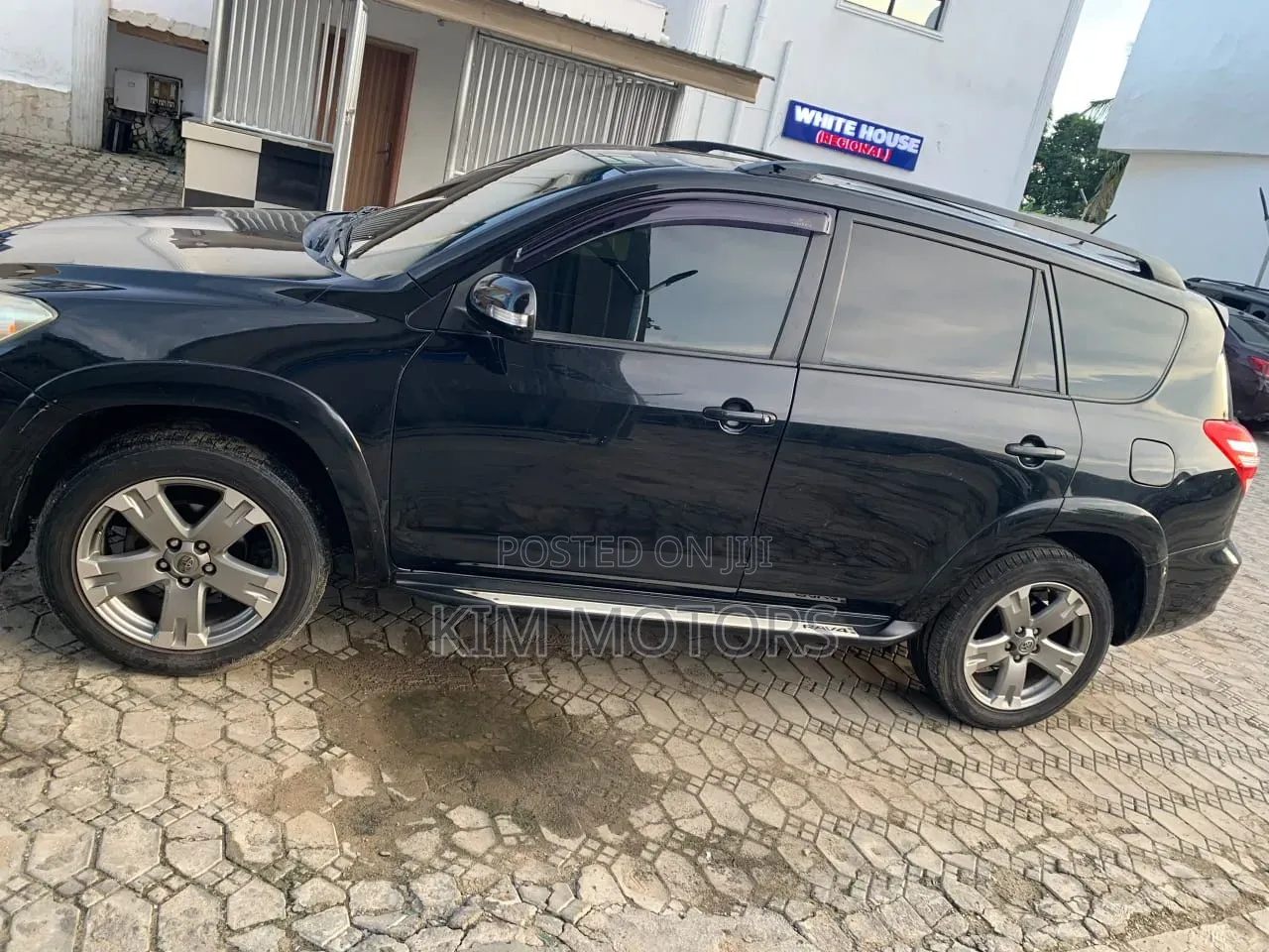 Toyota RAV4 2.5 2012 Black