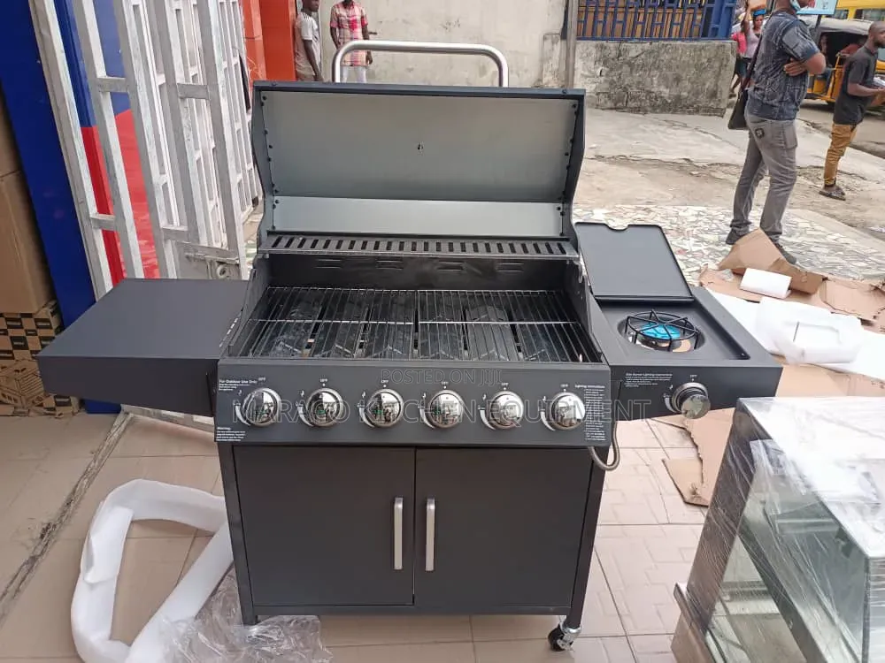 6bunner Barbeque Machine