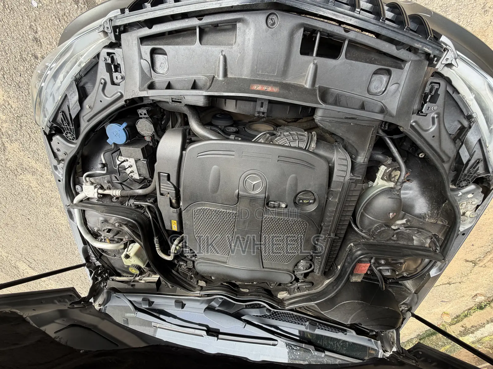 Mercedes-Benz C300 Sport 4Matic Sedan AWD (3.5L 6cyl 7A) 2014 Gray