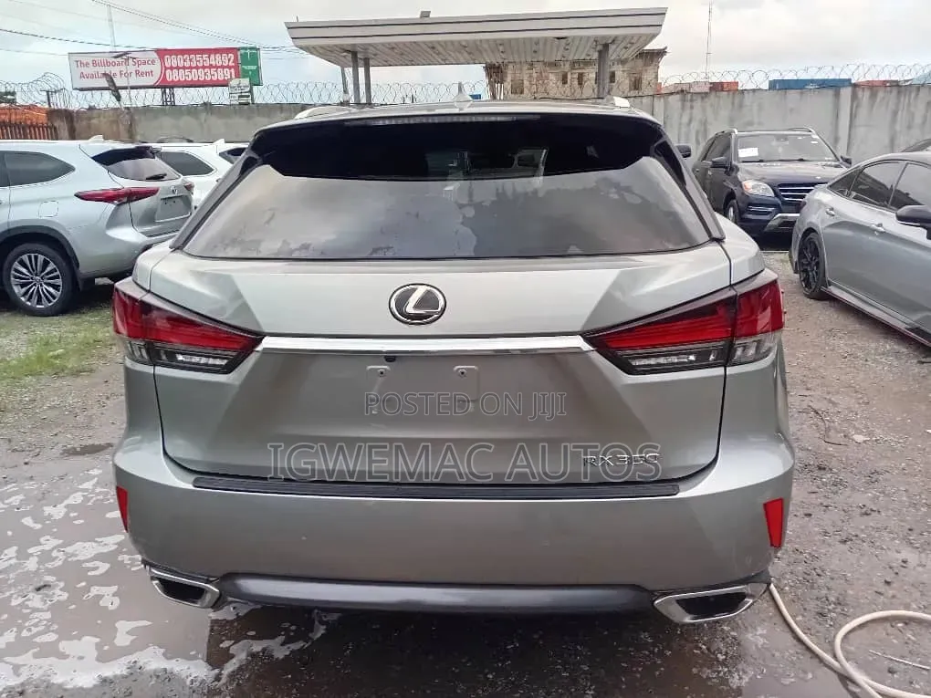Lexus RX 350 2WD 2020 Gold