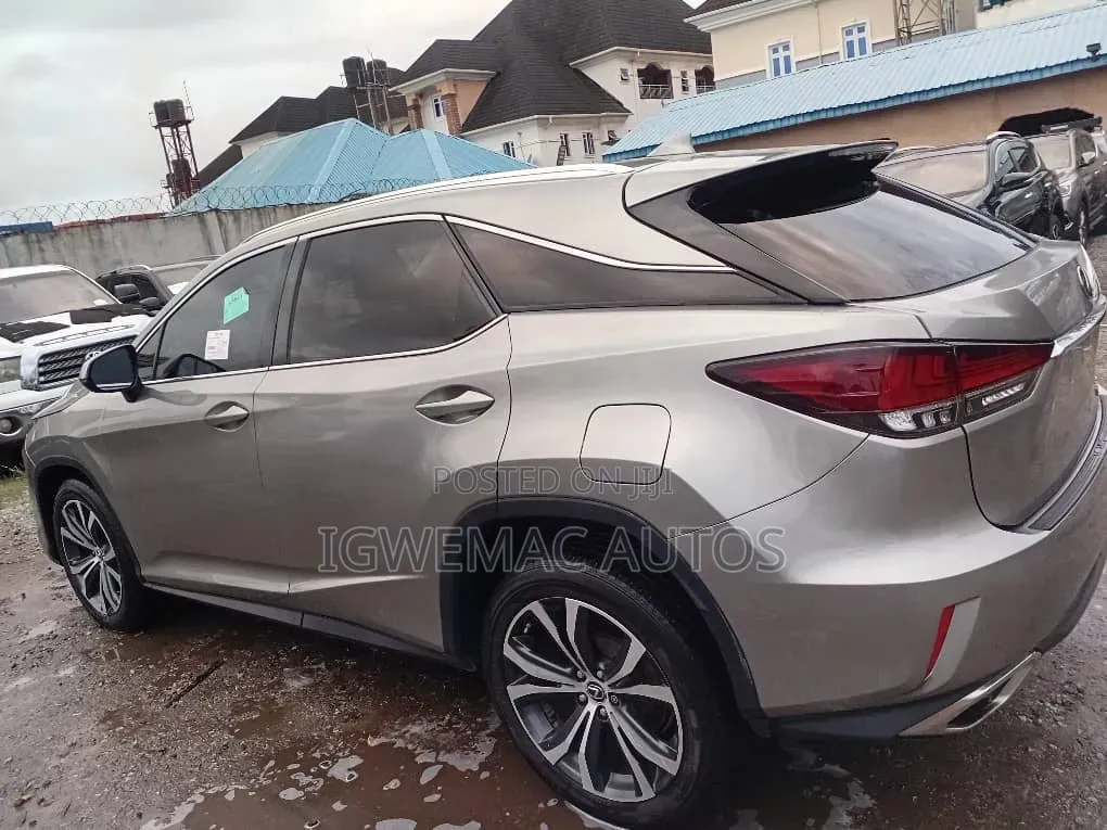 Lexus RX 350 2WD 2020 Gold