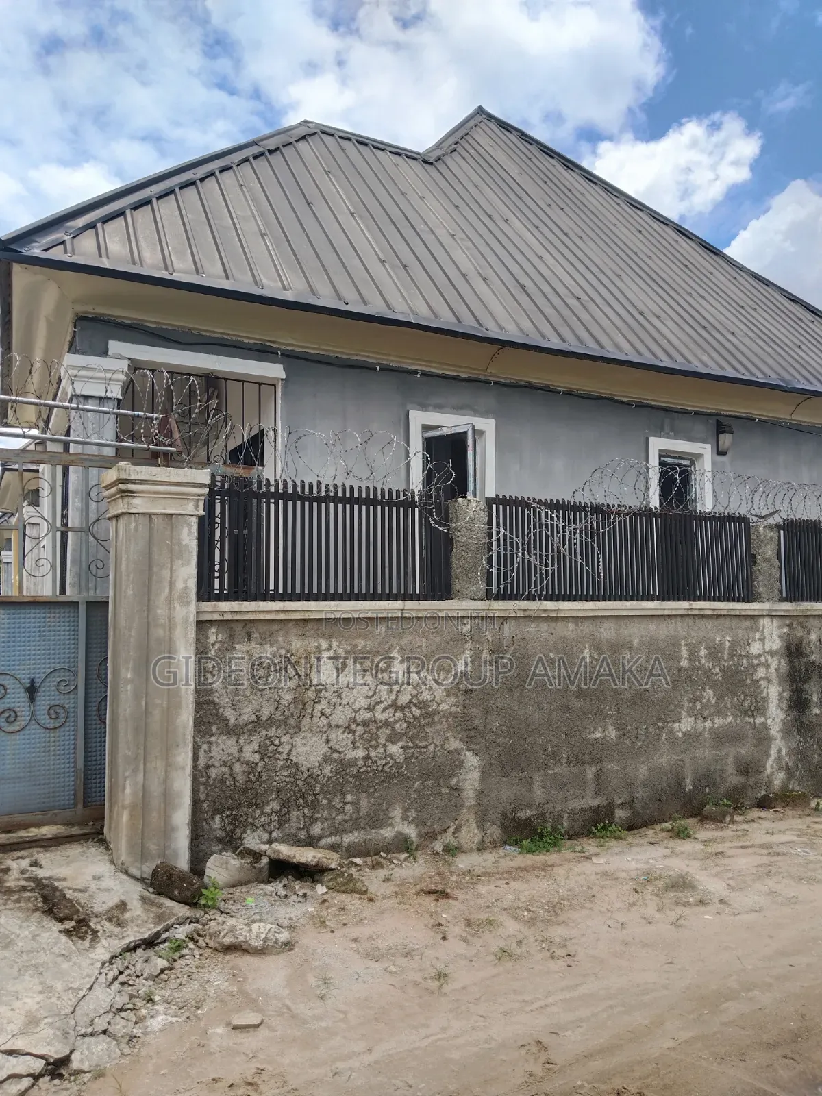 6bdrm House in Abraka, Ethiope East for sale