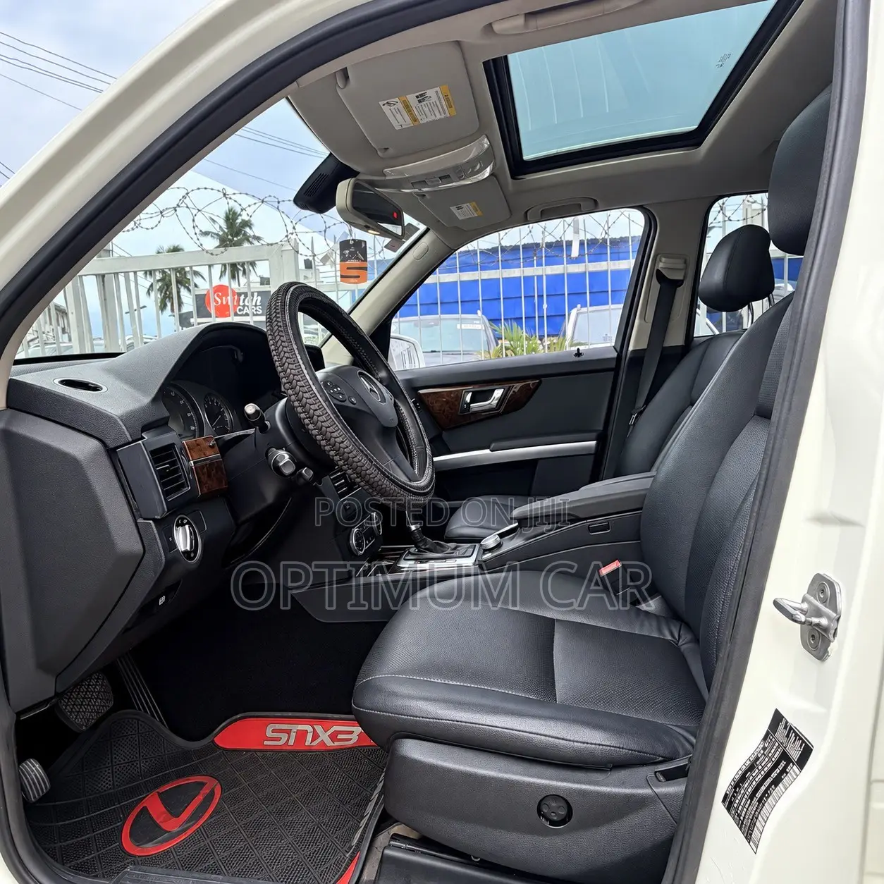 Mercedes-Benz GLK-Class 350 4MATIC 2012 White