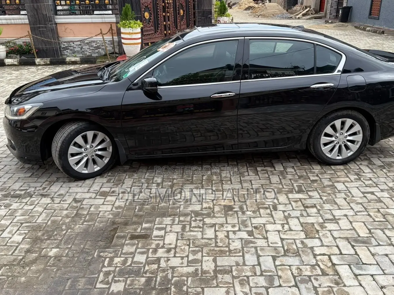 Honda Accord EX-L V-6 4dr Sedan FWD (3.5L 6cyl 6A) 2013 Black