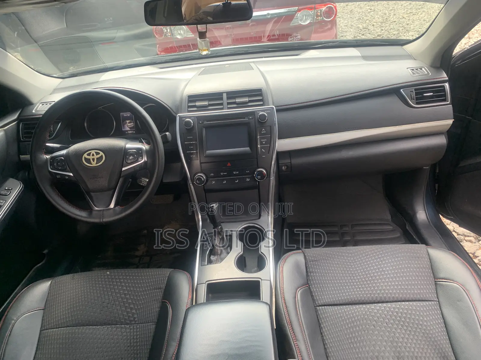 Toyota Camry SE w/Special Edition Pkg (2.5L 4cyl 6A) 2016 Black