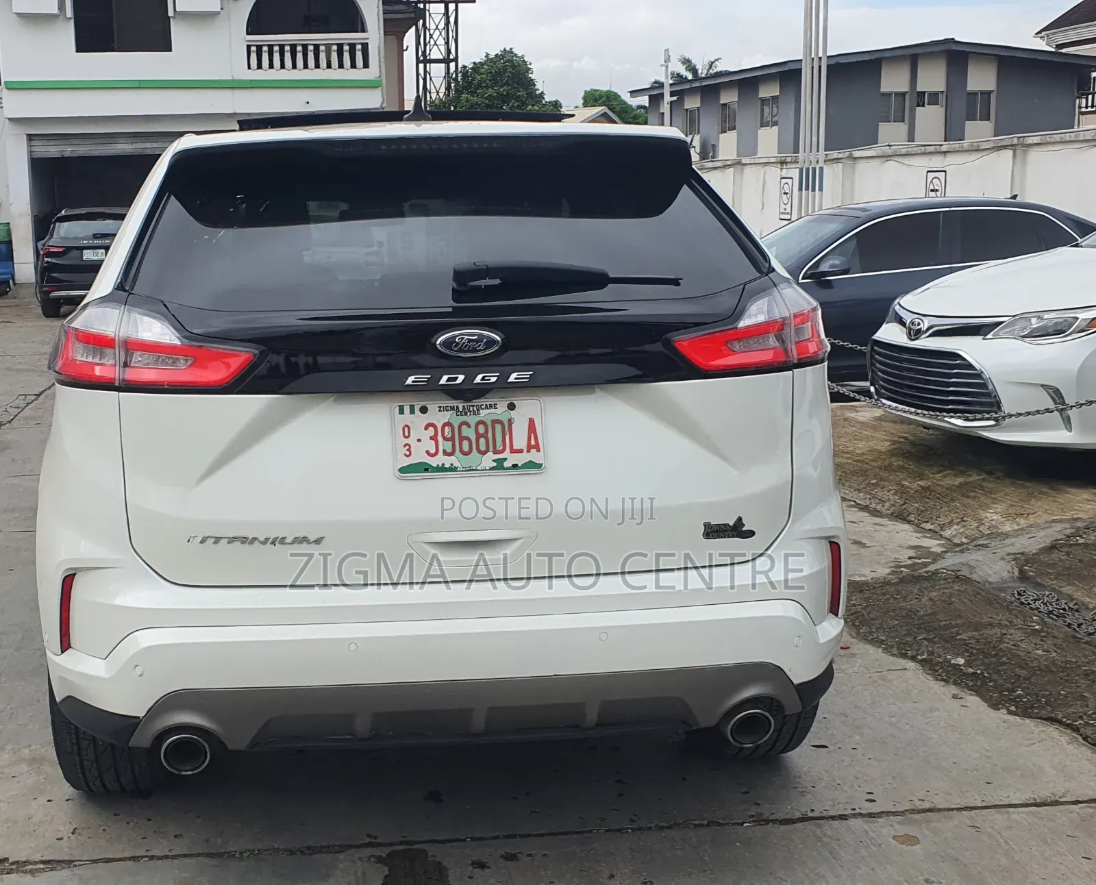 Ford Edge Titanium 2021 White