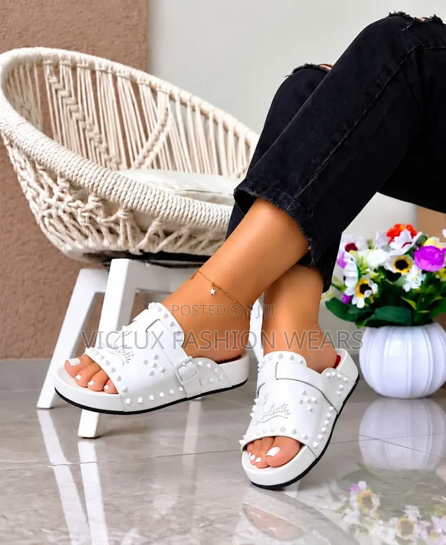 Louboutin High Quality Ladies Slippers