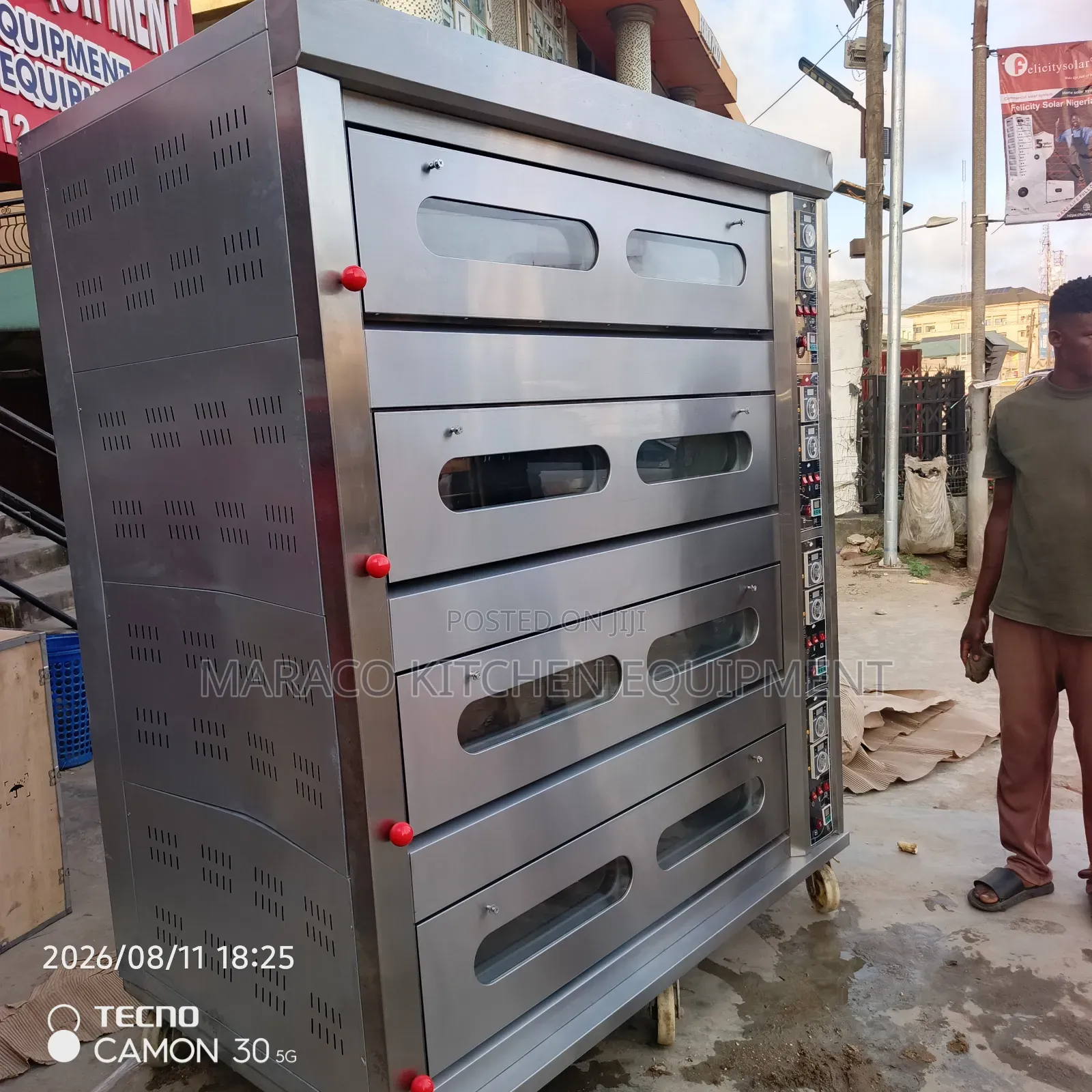 16 Trays Gas Oven