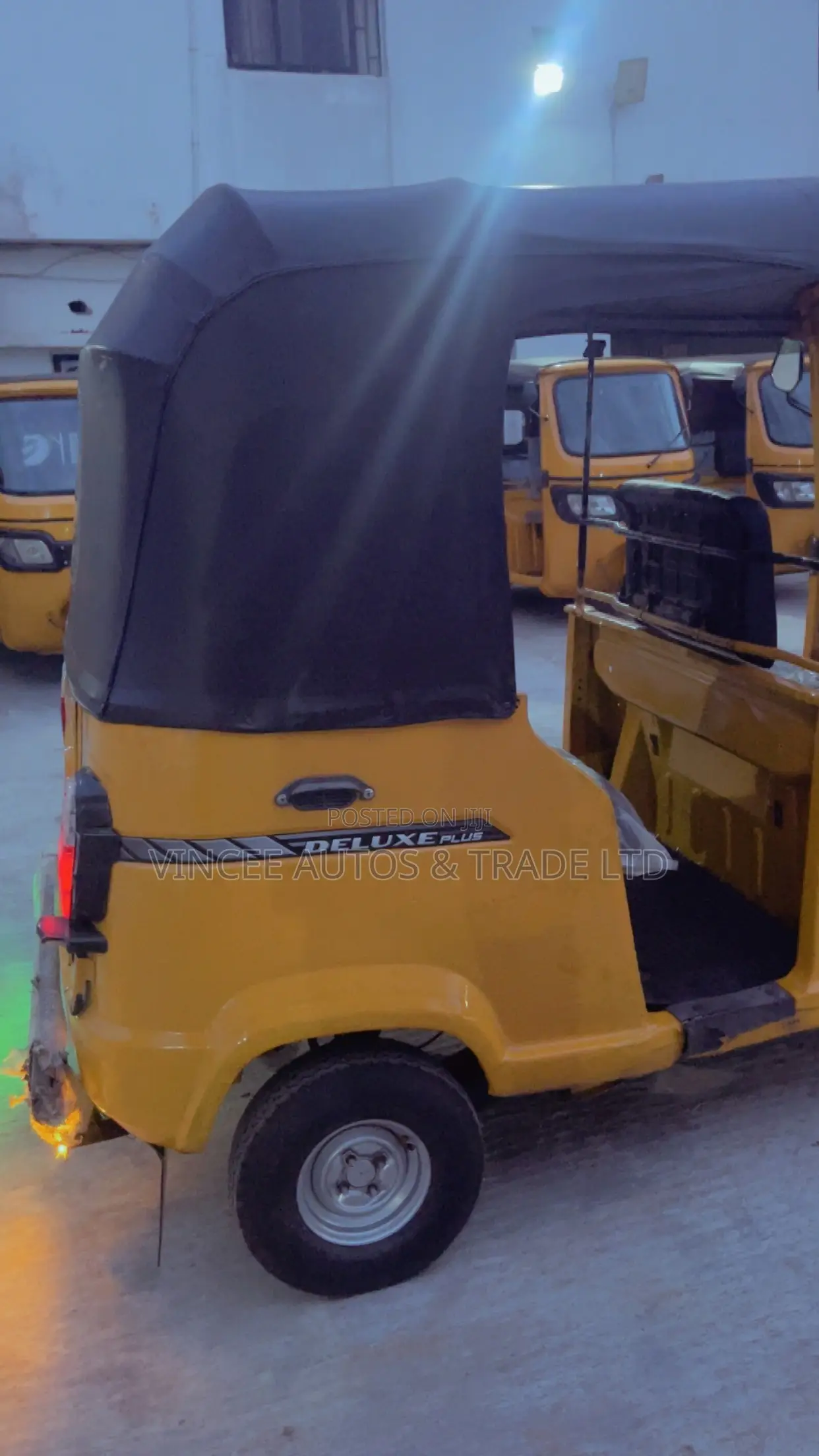 TVS King Cargo 2024 Yellow