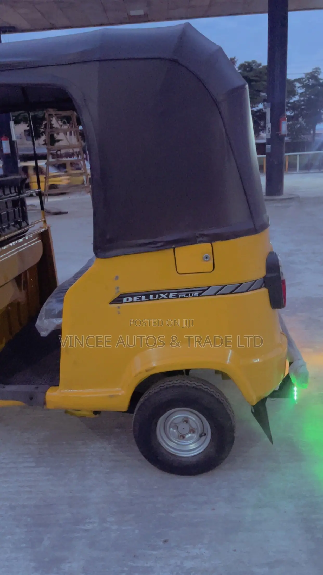 TVS King Cargo 2024 Yellow