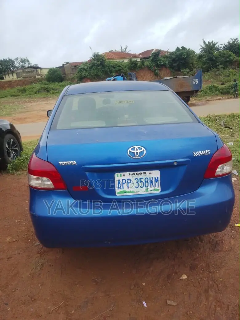 Toyota Yaris 2007 Blue