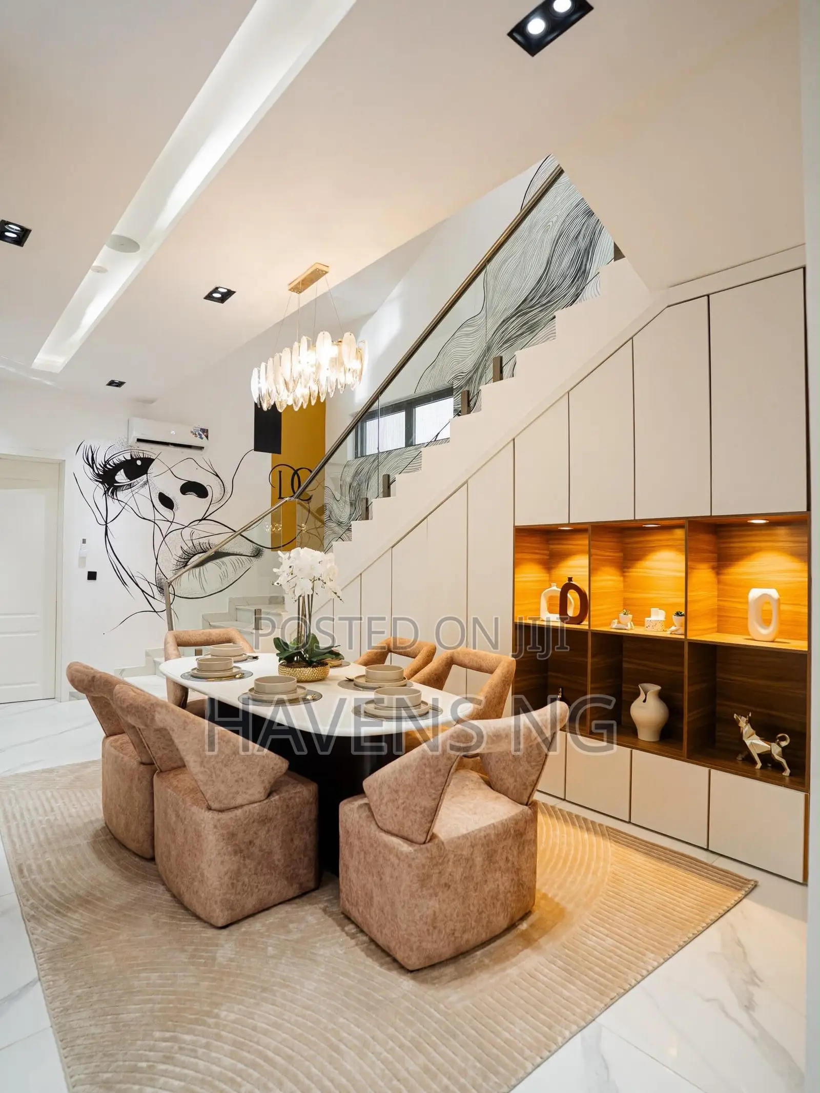 Luxury 5-Bedroom Duplex With Private Pool, Cinema, Gym Games