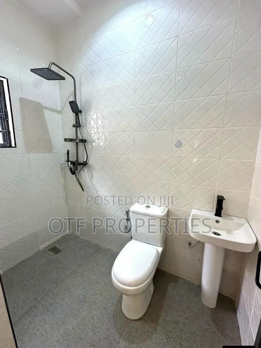 3bdrm Bungalow in Jabi By Airport for sale