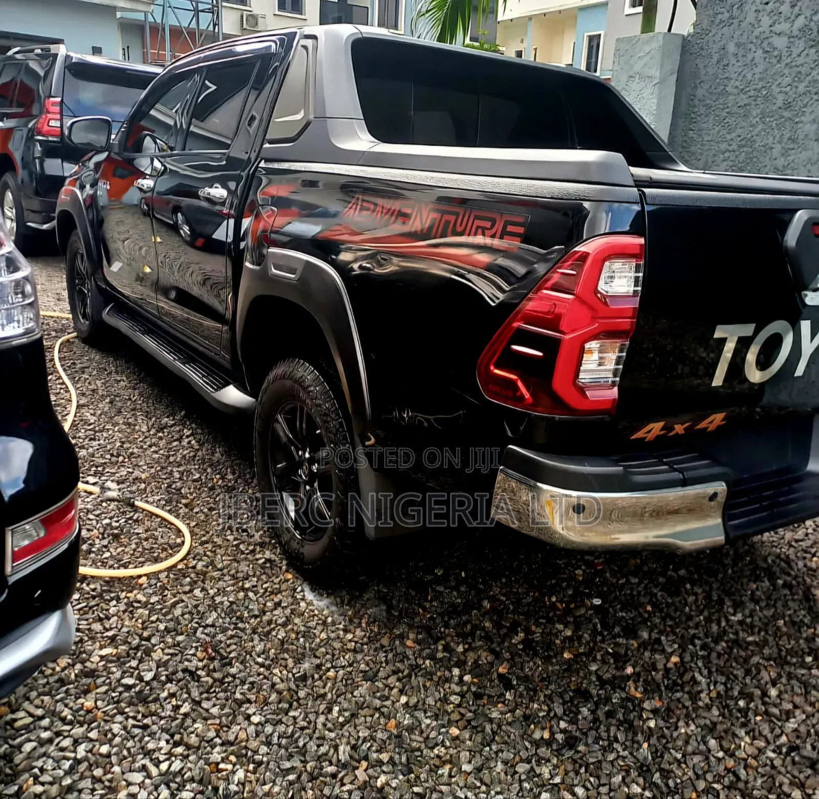 Toyota Hilux 2022 Black