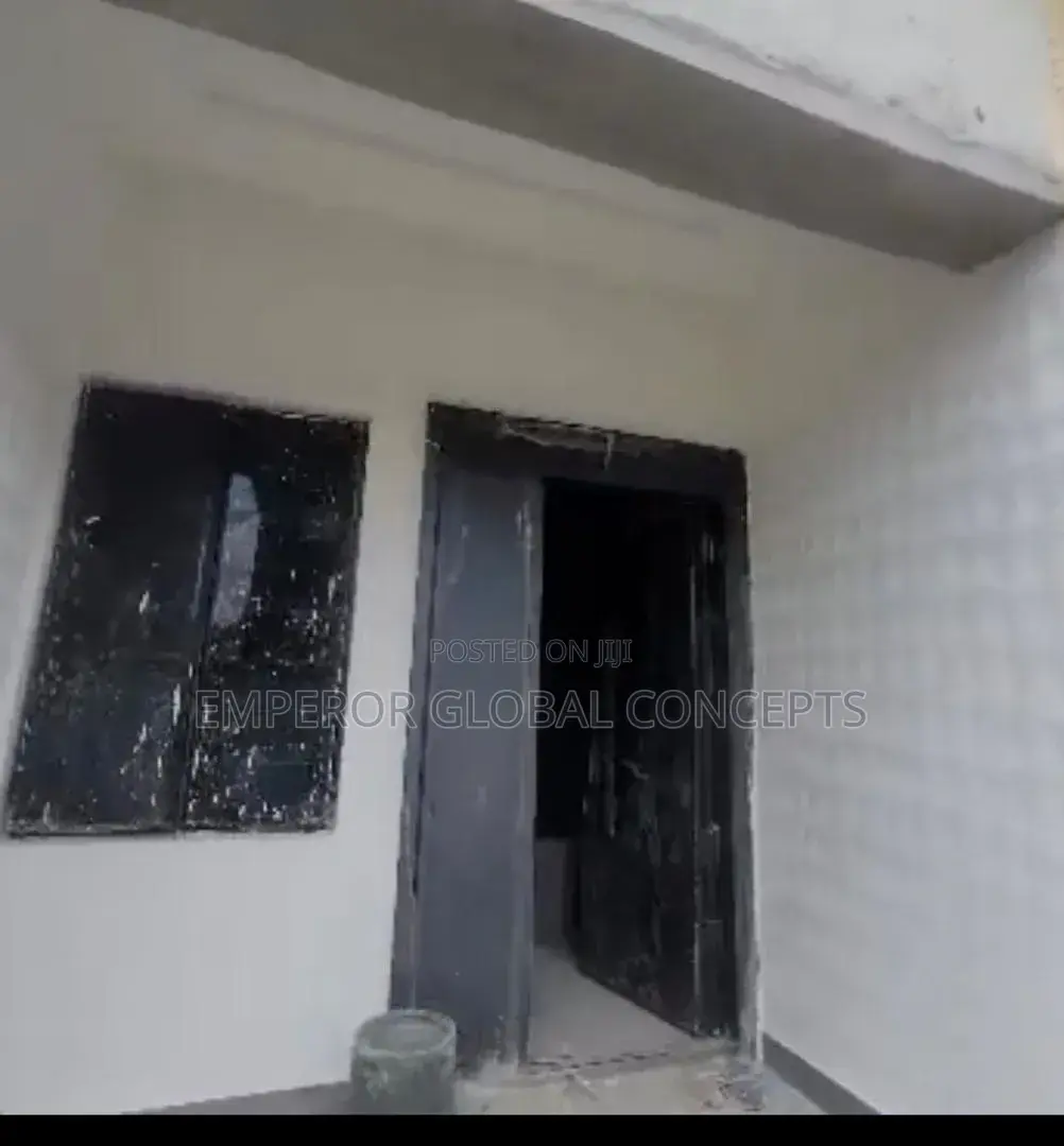 3bdrm Duplex in Royal Estate, Obio-Akpor for rent