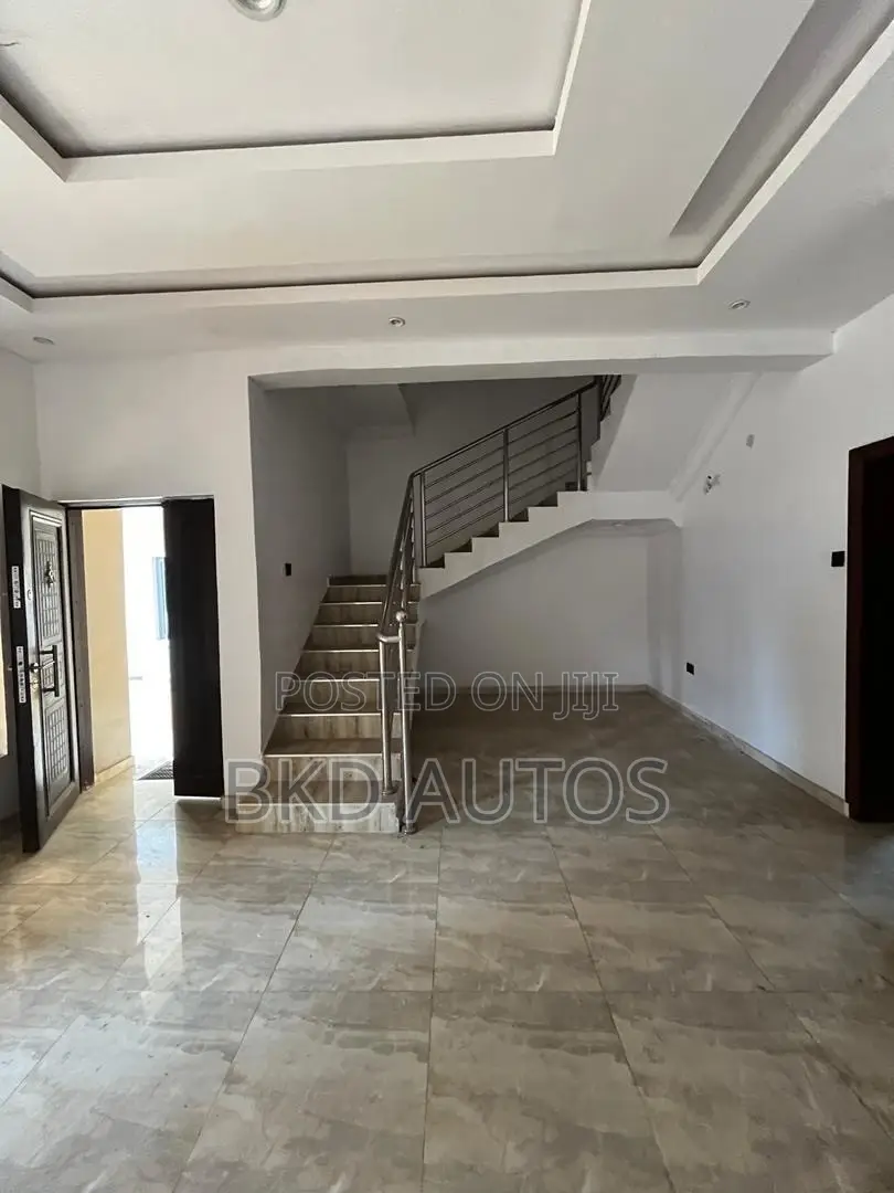 4bdrm Duplex in Gbagada for sale