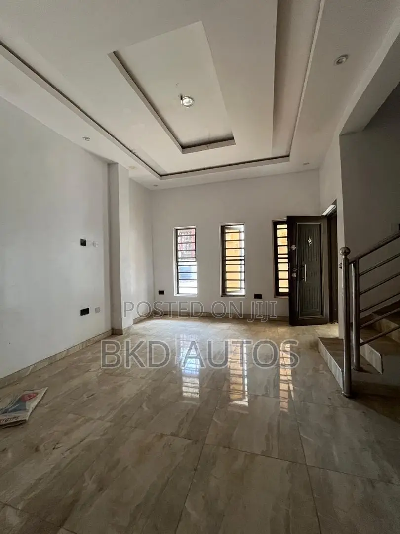 4bdrm Duplex in Gbagada for sale