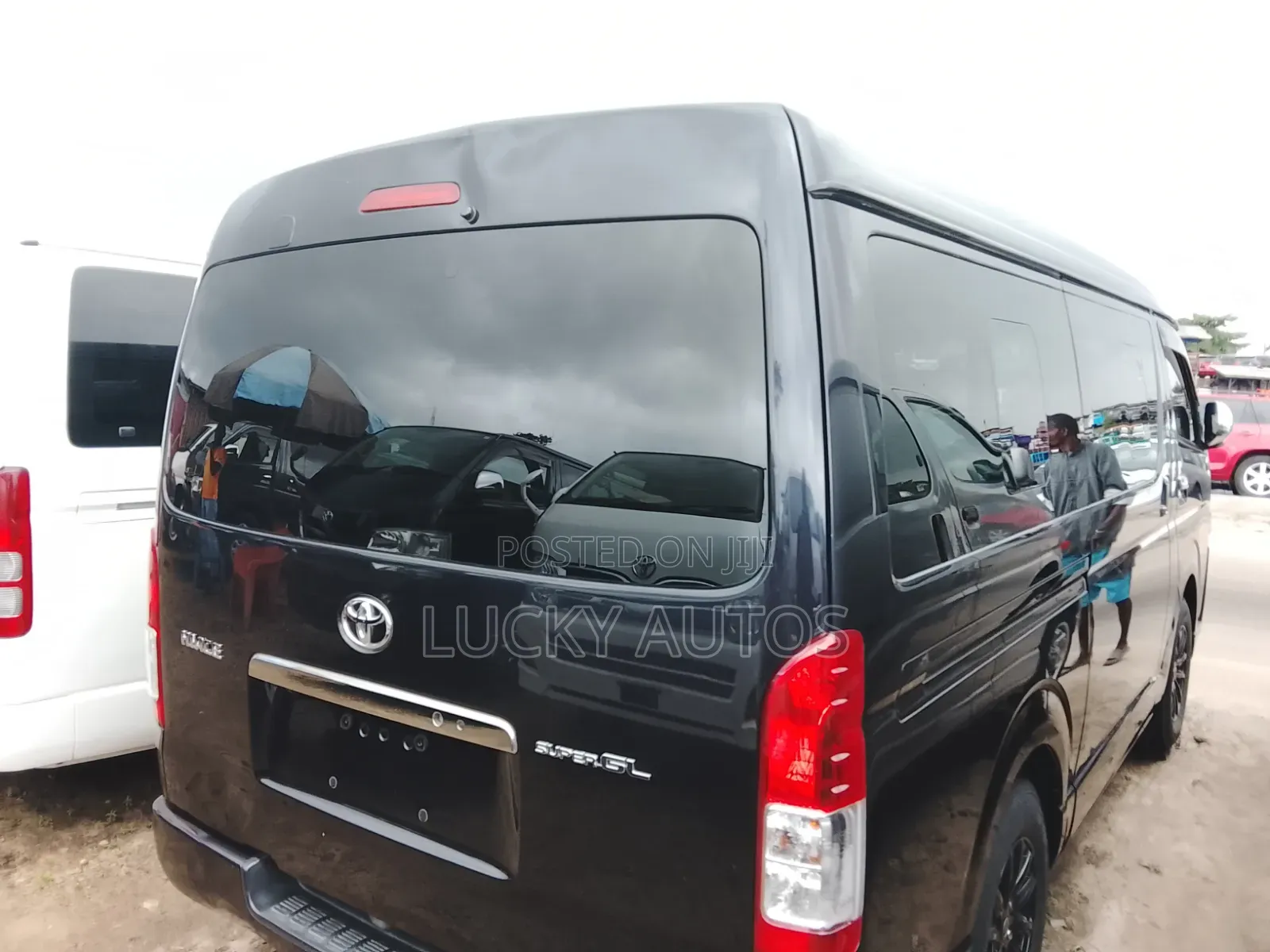 Toyota HiAce 2015 Grey