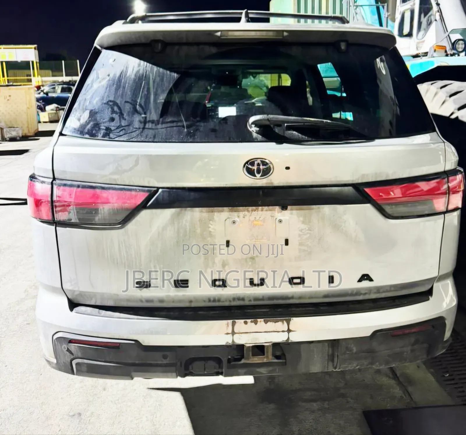 Toyota Sequoia 2024 Silver