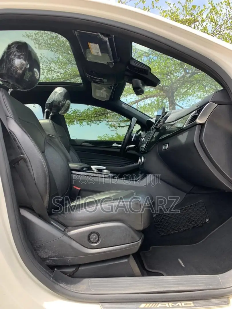 Mercedes-Benz GLE-Class AMG GLE 43 4MATIC 2019 White