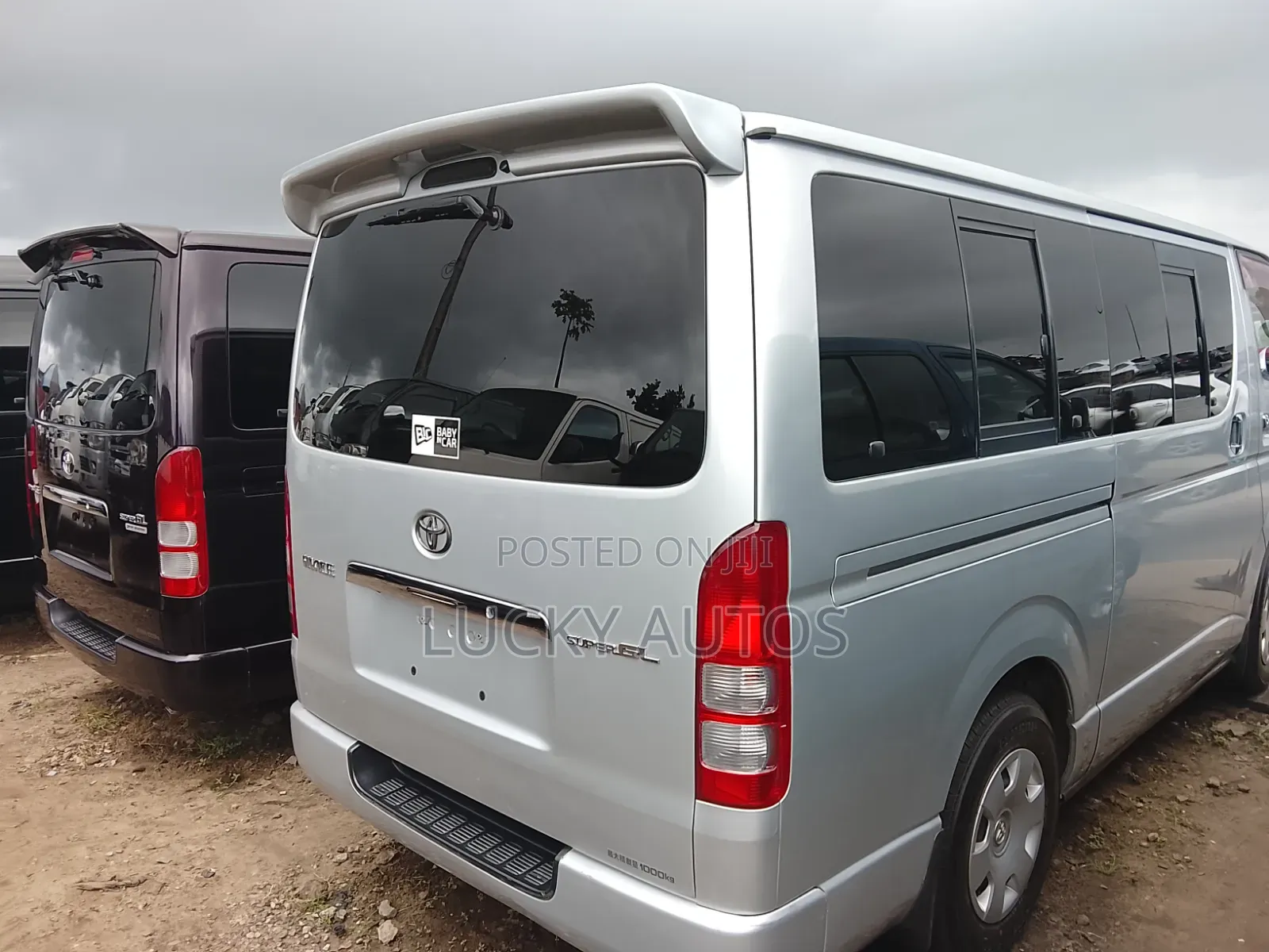 Toyota HiAce 2013 Silver