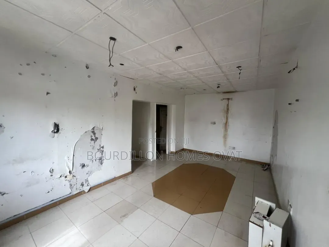 4bdrm Duplex in Lekki Phase 1 for rent