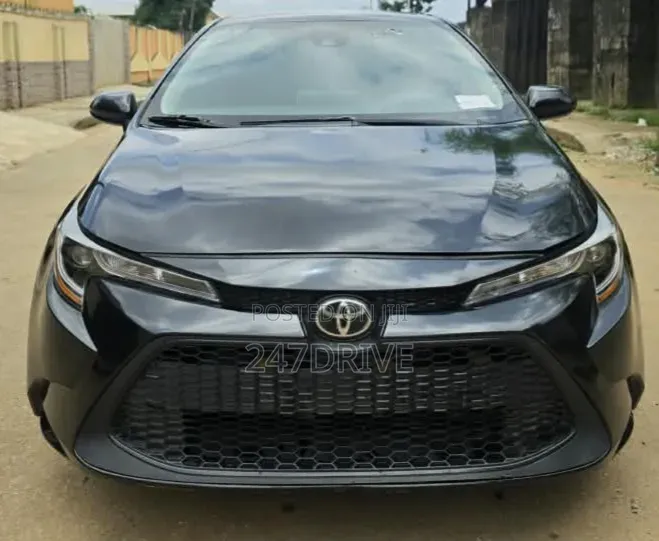 Toyota Corolla LE 2021 Black