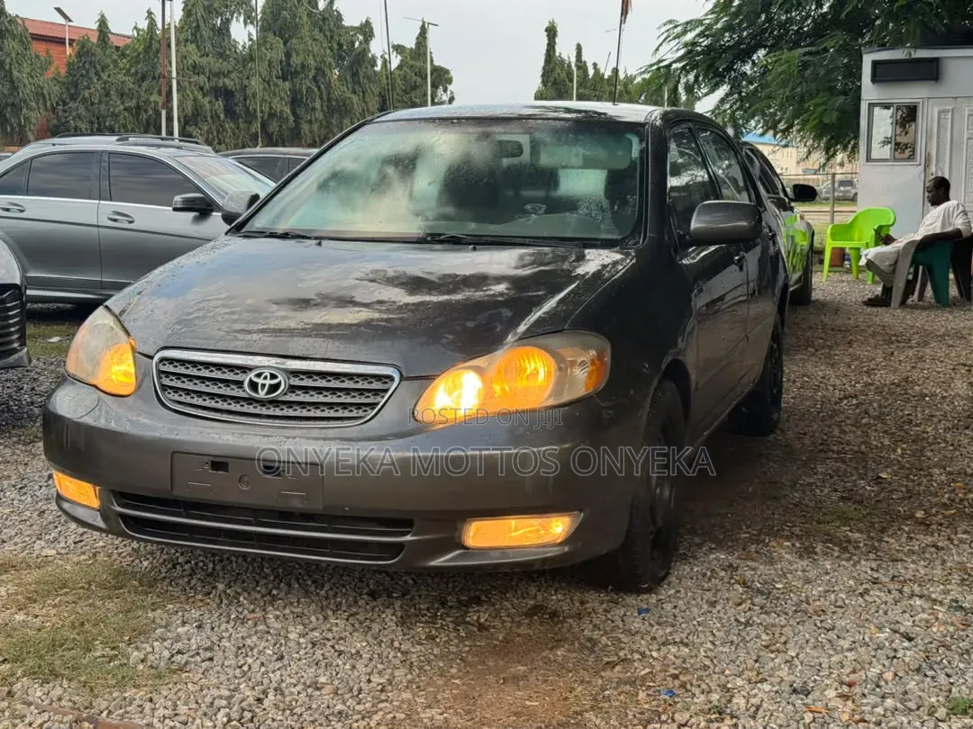 Toyota Corolla 2005 Gray