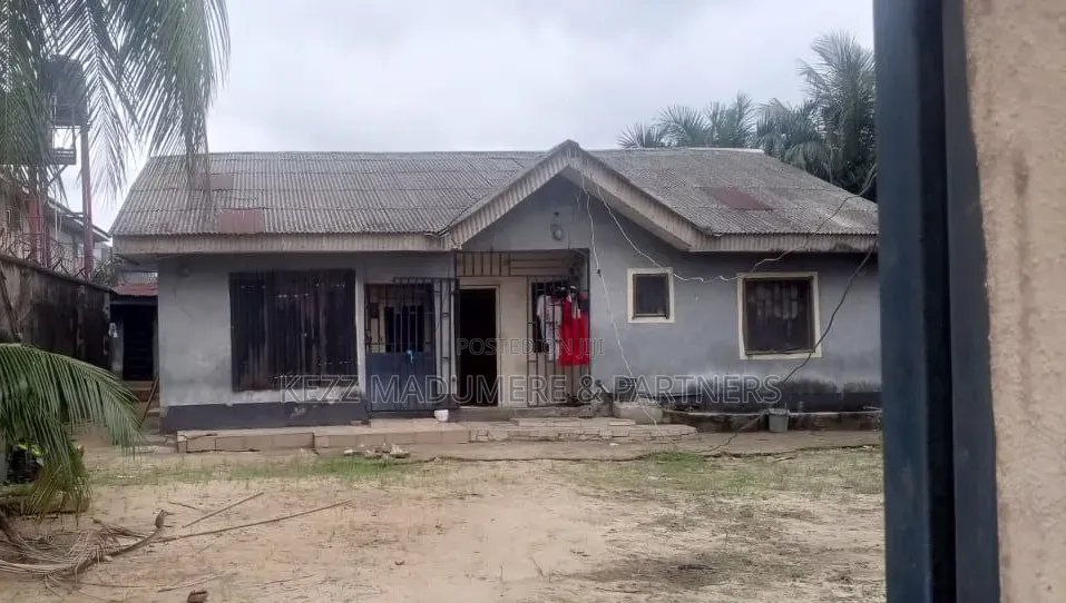 3bdrm Bungalow in In A Crescent, Haruk for sale