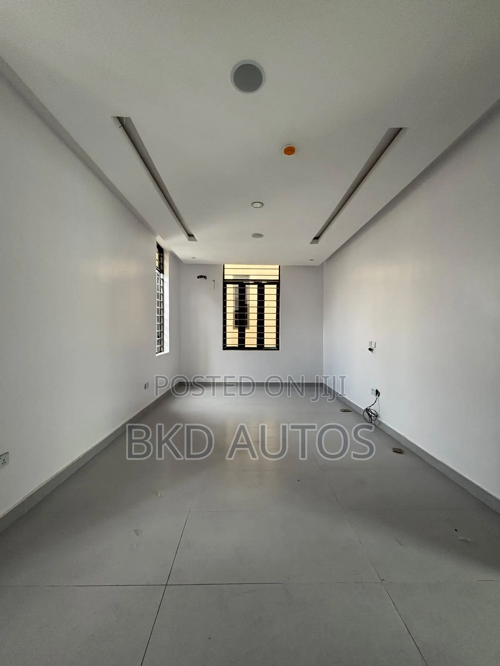 5bdrm Duplex in Omole Phase 2 for sale