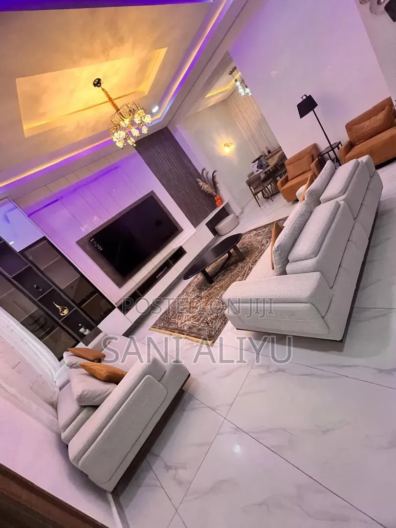 Furnished 4bdrm Townhouse/Terrace in Time 2 Apartment, Jahi for sale