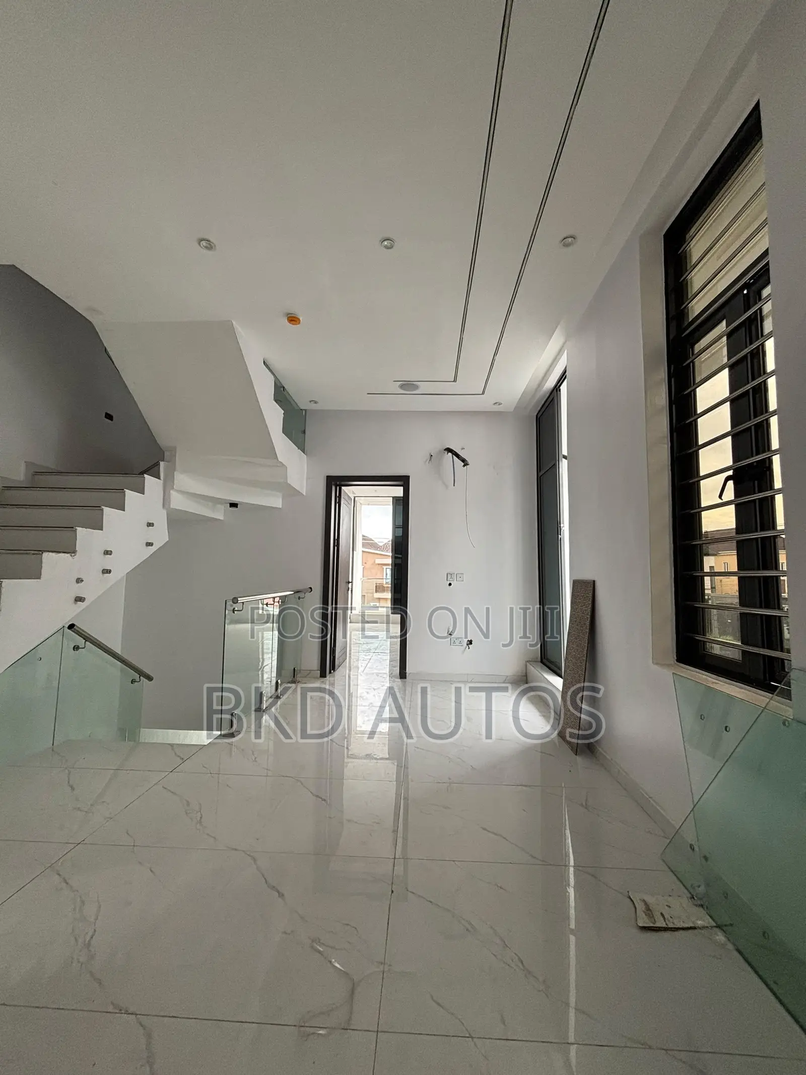 4bdrm Duplex in Omole Phase 2 for sale