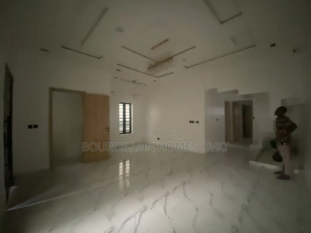 4bdrm Duplex in Orchid Lekki Lagos for rent
