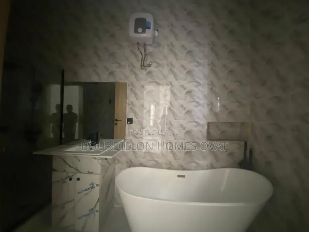 4bdrm Duplex in Orchid Lekki Lagos for rent