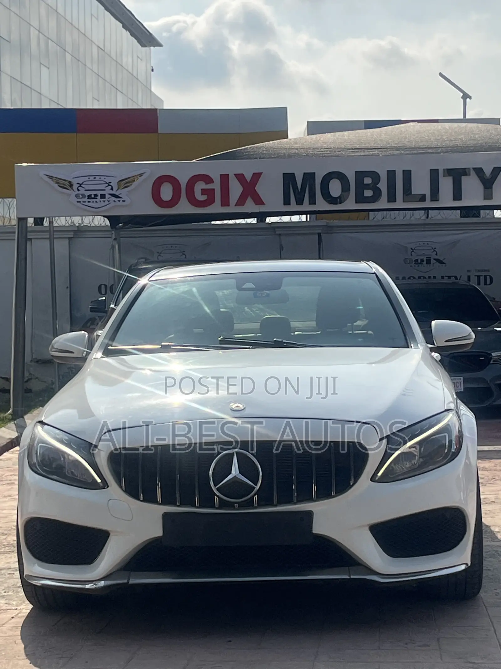 Mercedes-Benz C300 2016 White