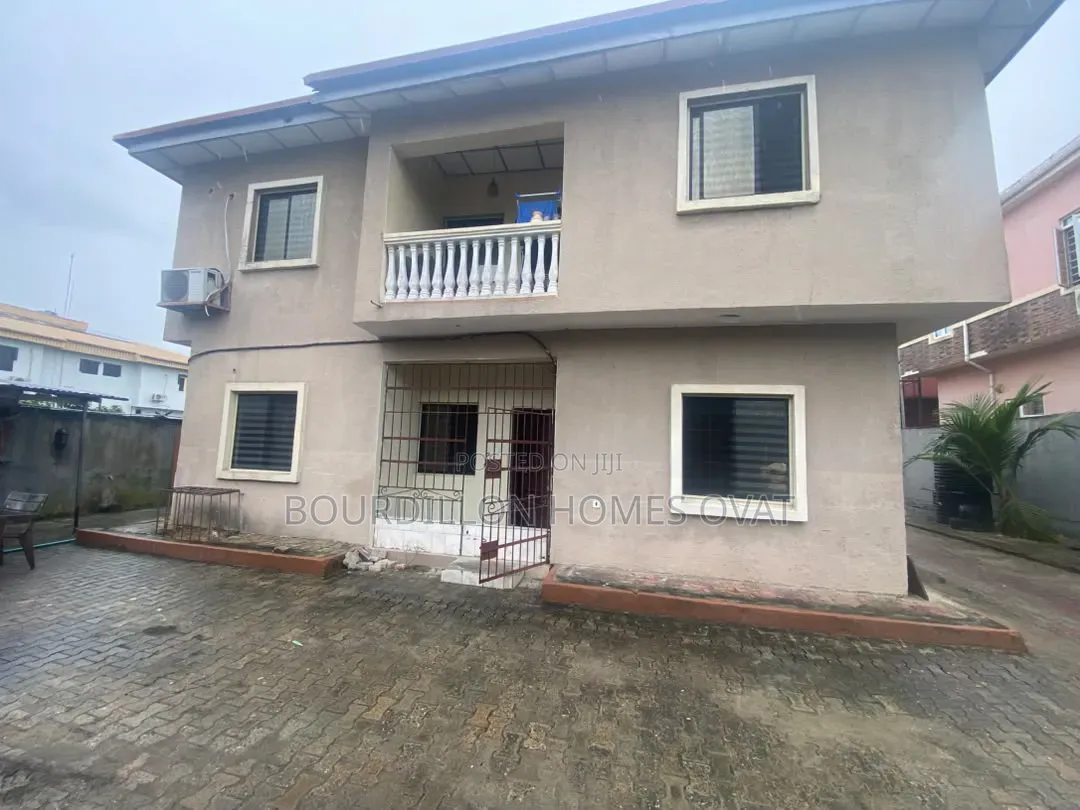 2bdrm Duplex in Ikota Villa Estate for rent