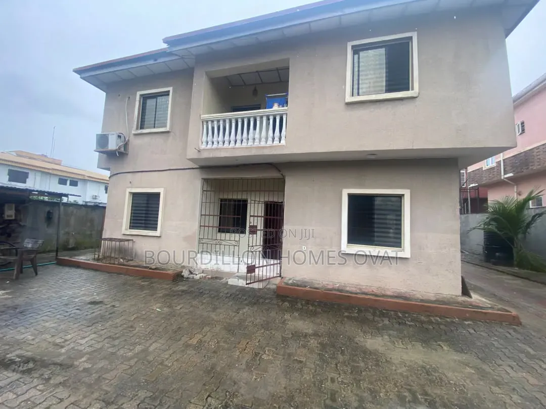 2bdrm Duplex in Ikota Villa Estate for rent