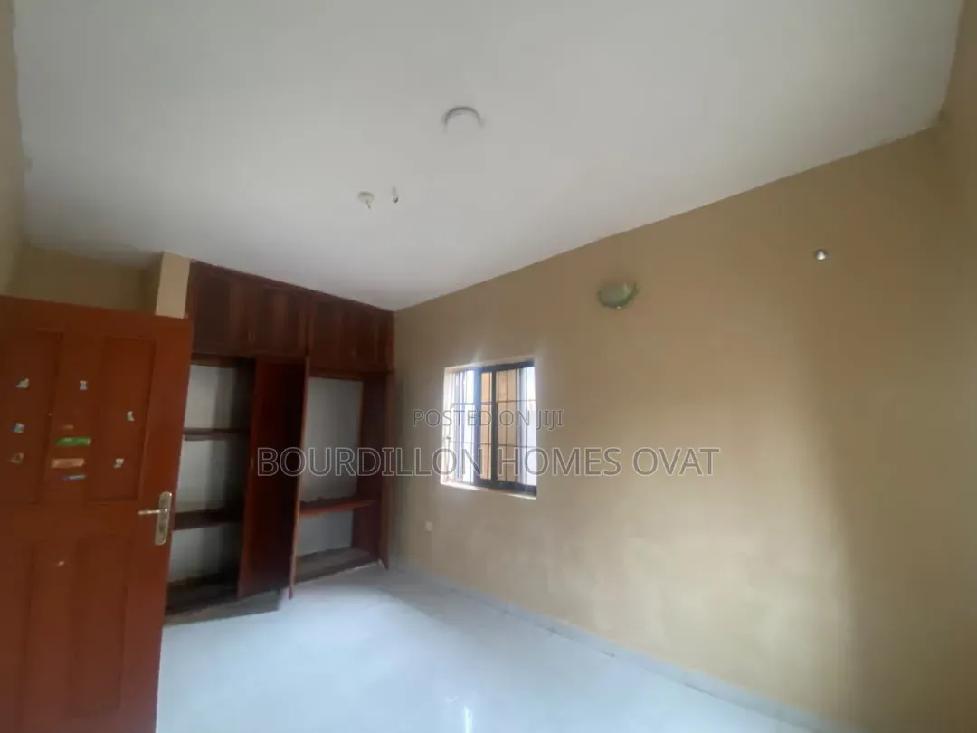 2bdrm Duplex in Ikota Villa Estate for rent