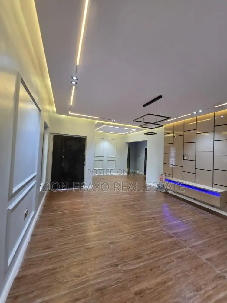 3bdrm Bungalow in Akoto Estate Elebu, Akala Express for sale