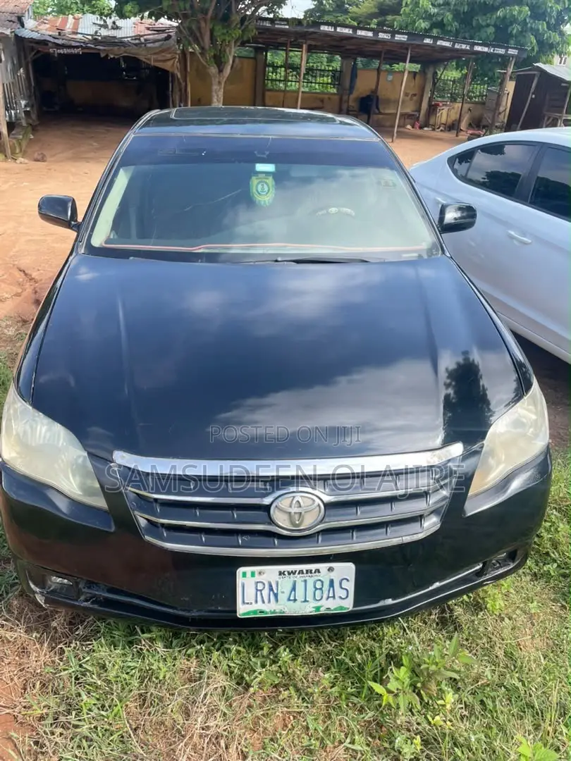 Toyota Avalon XLS 2006 Black