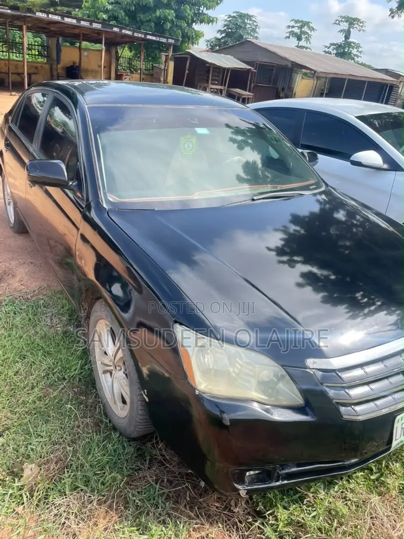 Toyota Avalon XLS 2006 Black