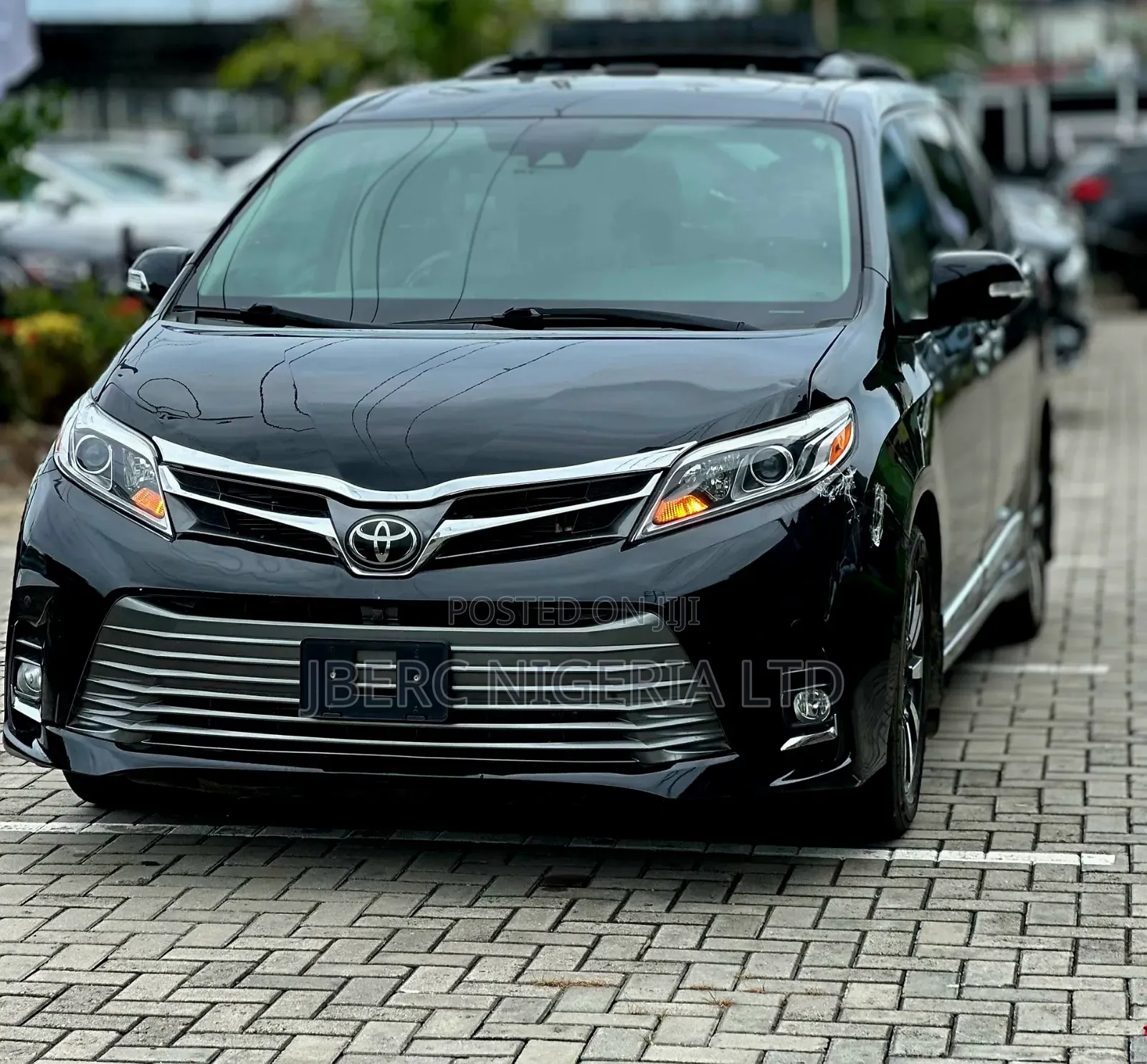Toyota Sienna 2018 Black