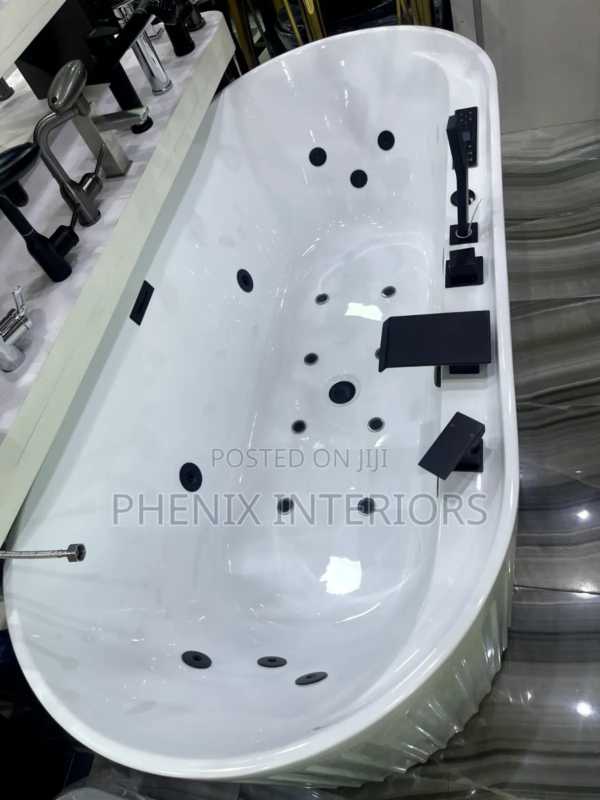 170cm × 80cm Executive Jacuzzi Bathub With Mixer