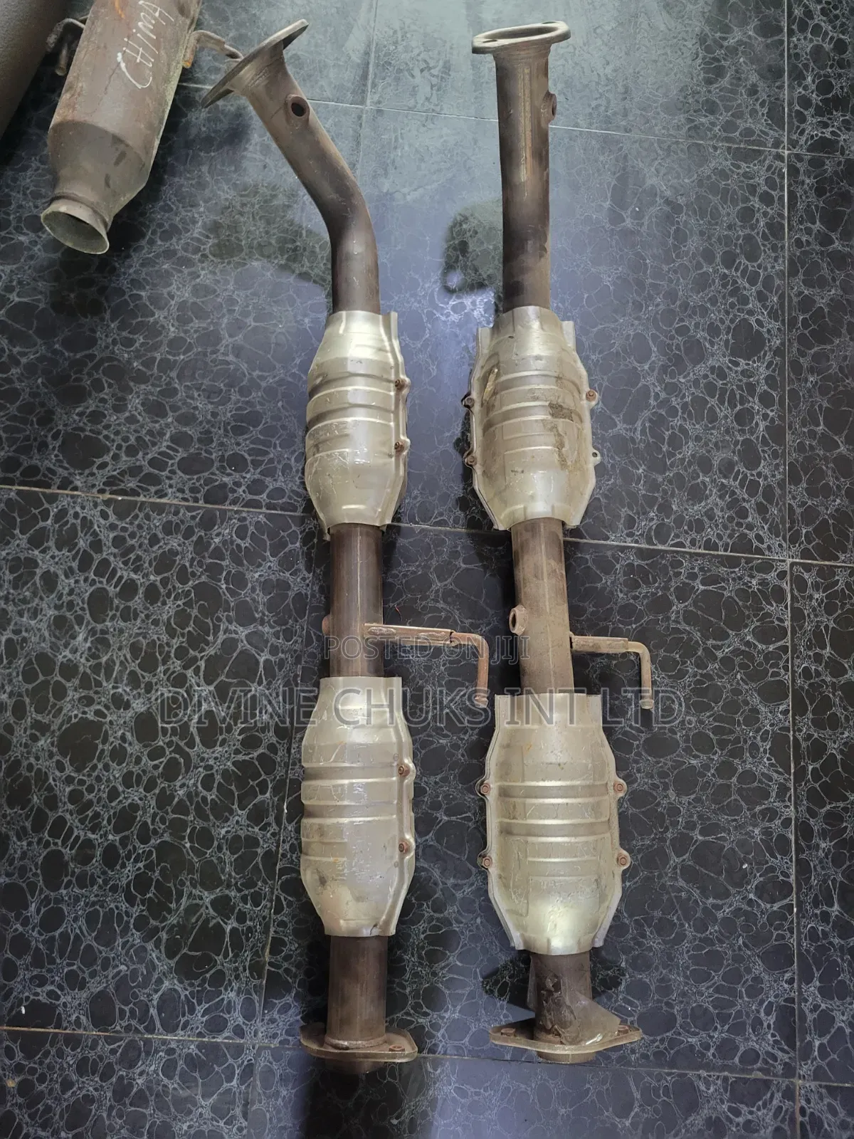Catalyst for Toyota Prado 2008, 2010, 2012, 2015, and 2020.